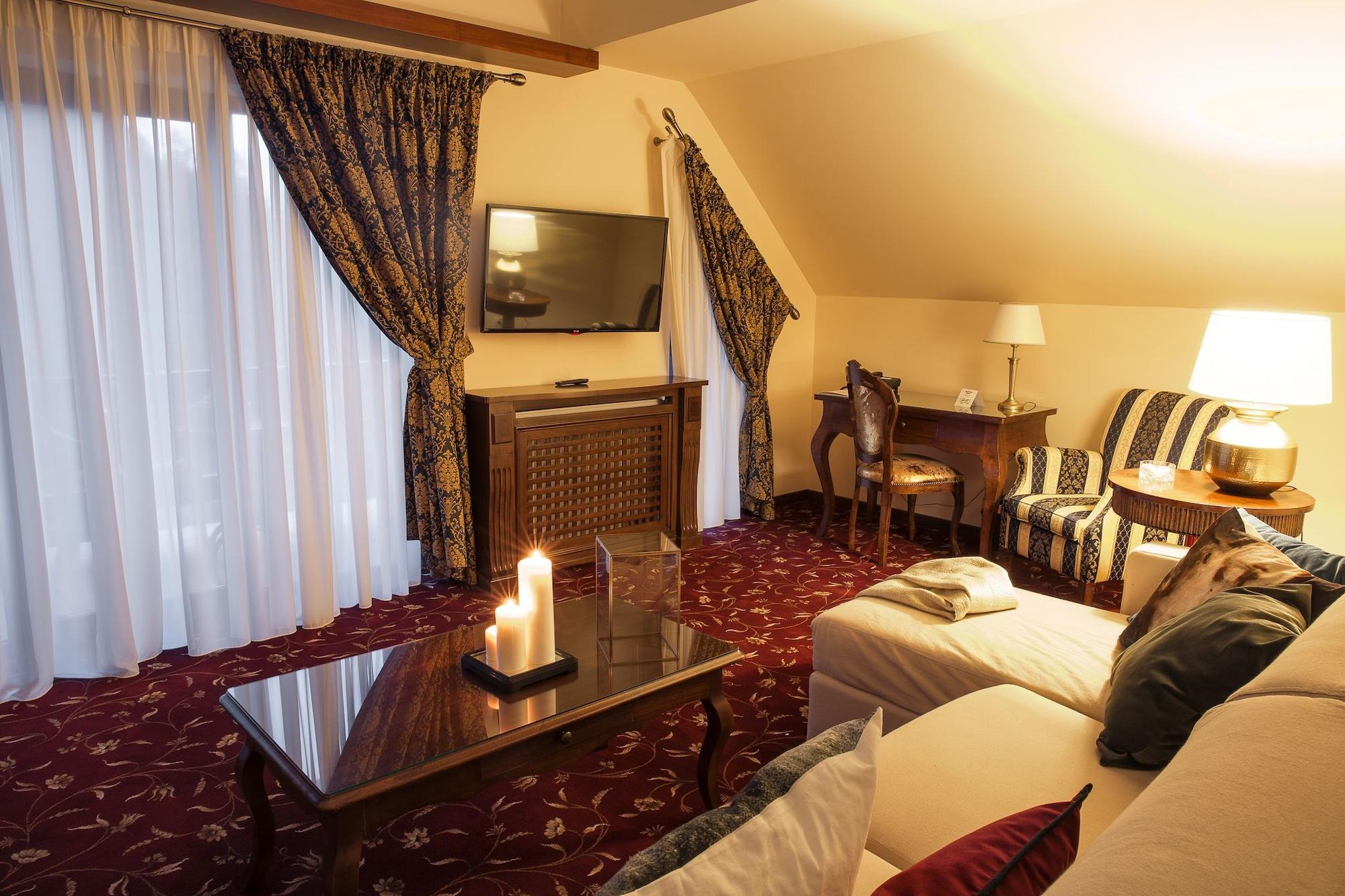 Hotel Boutique Belvedere Синая Экстерьер фото