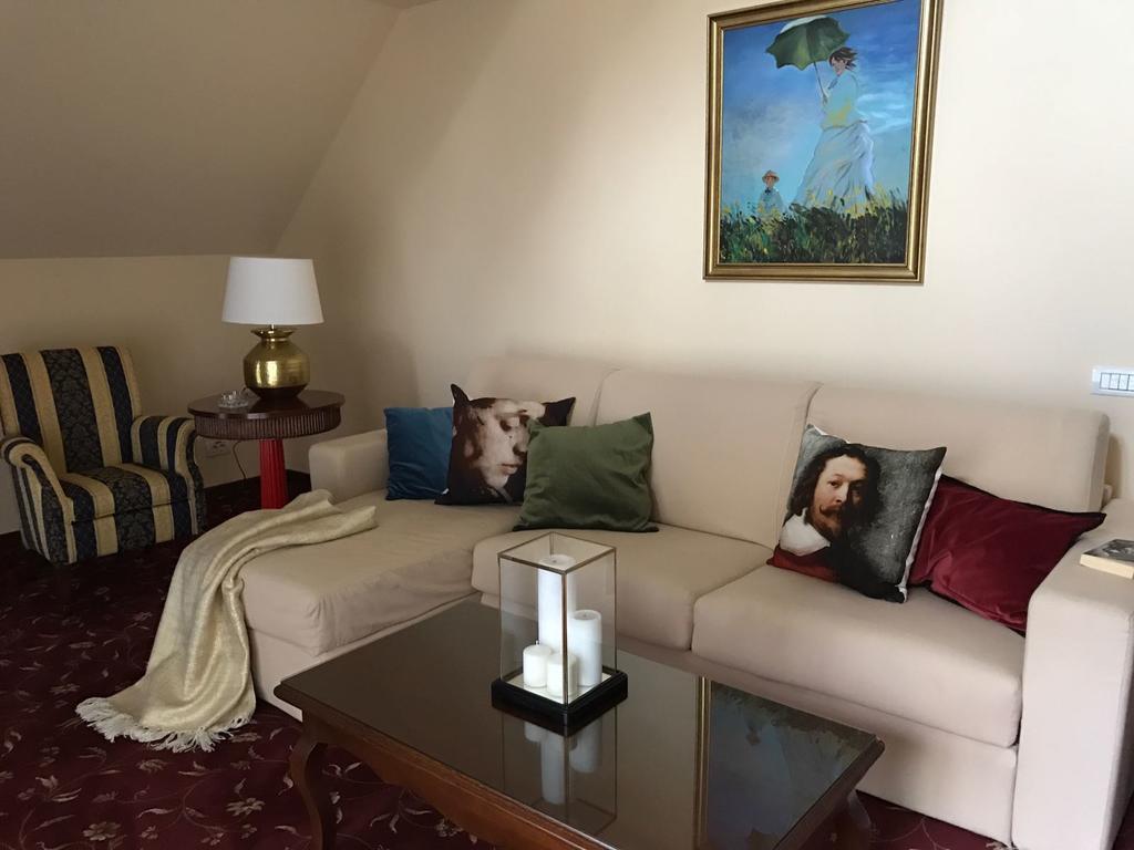 Hotel Boutique Belvedere Синая Экстерьер фото