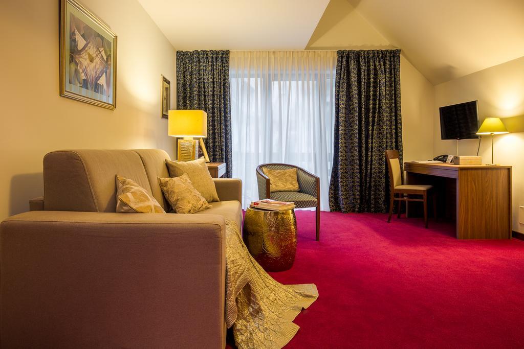 Hotel Boutique Belvedere Синая Экстерьер фото