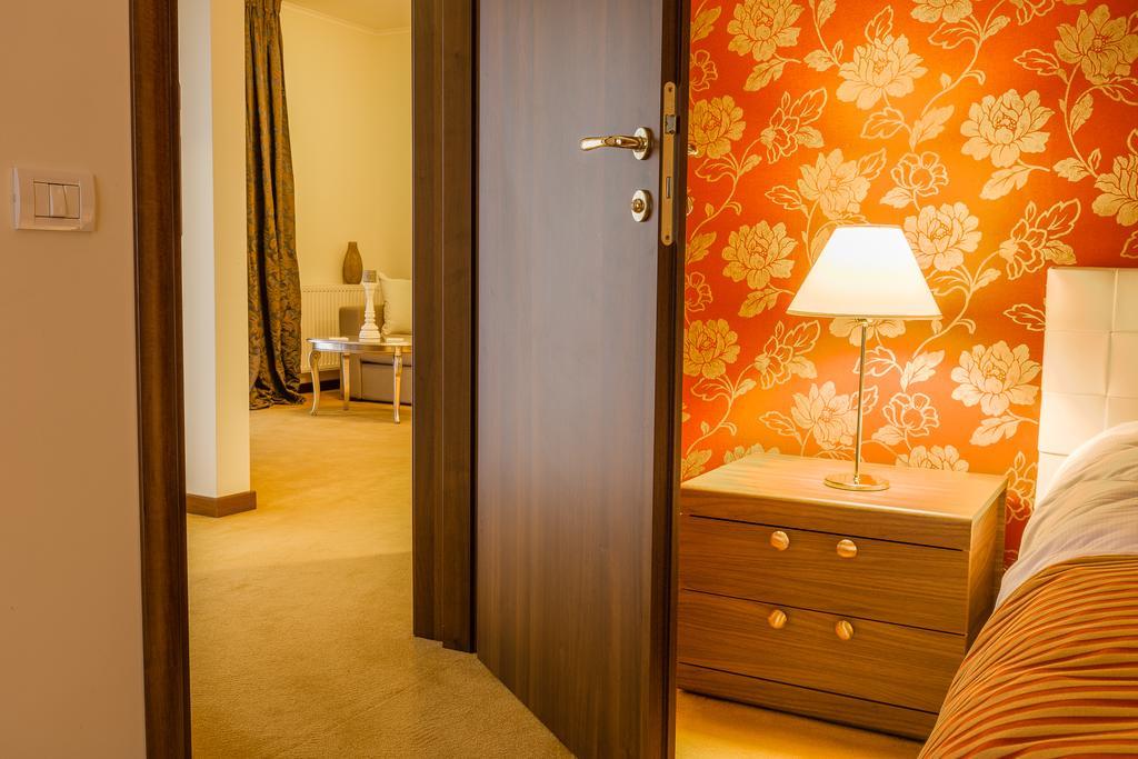 Hotel Boutique Belvedere Синая Экстерьер фото