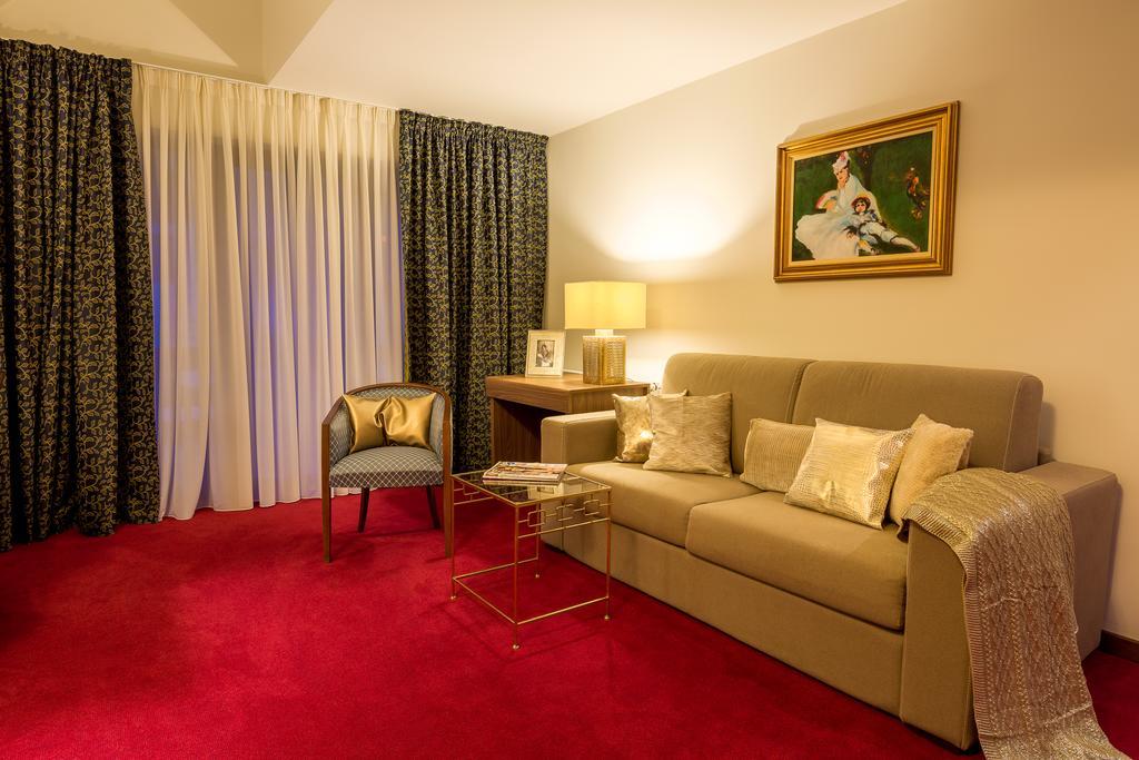 Hotel Boutique Belvedere Синая Экстерьер фото
