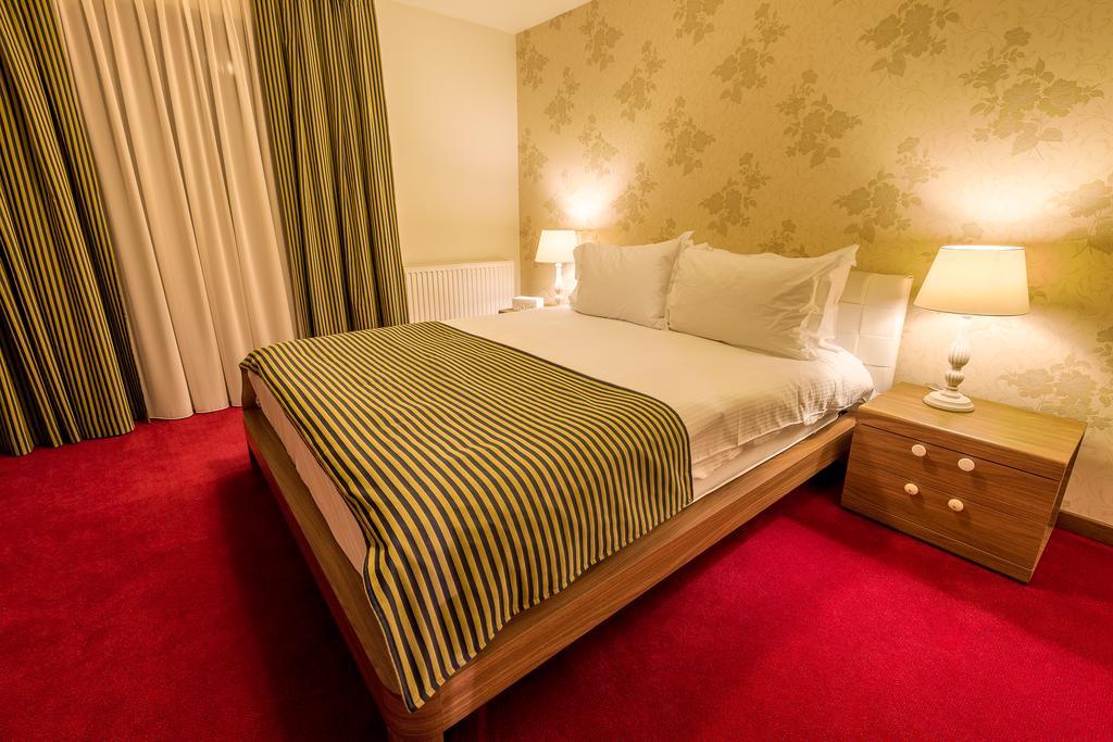 Hotel Boutique Belvedere Синая Экстерьер фото