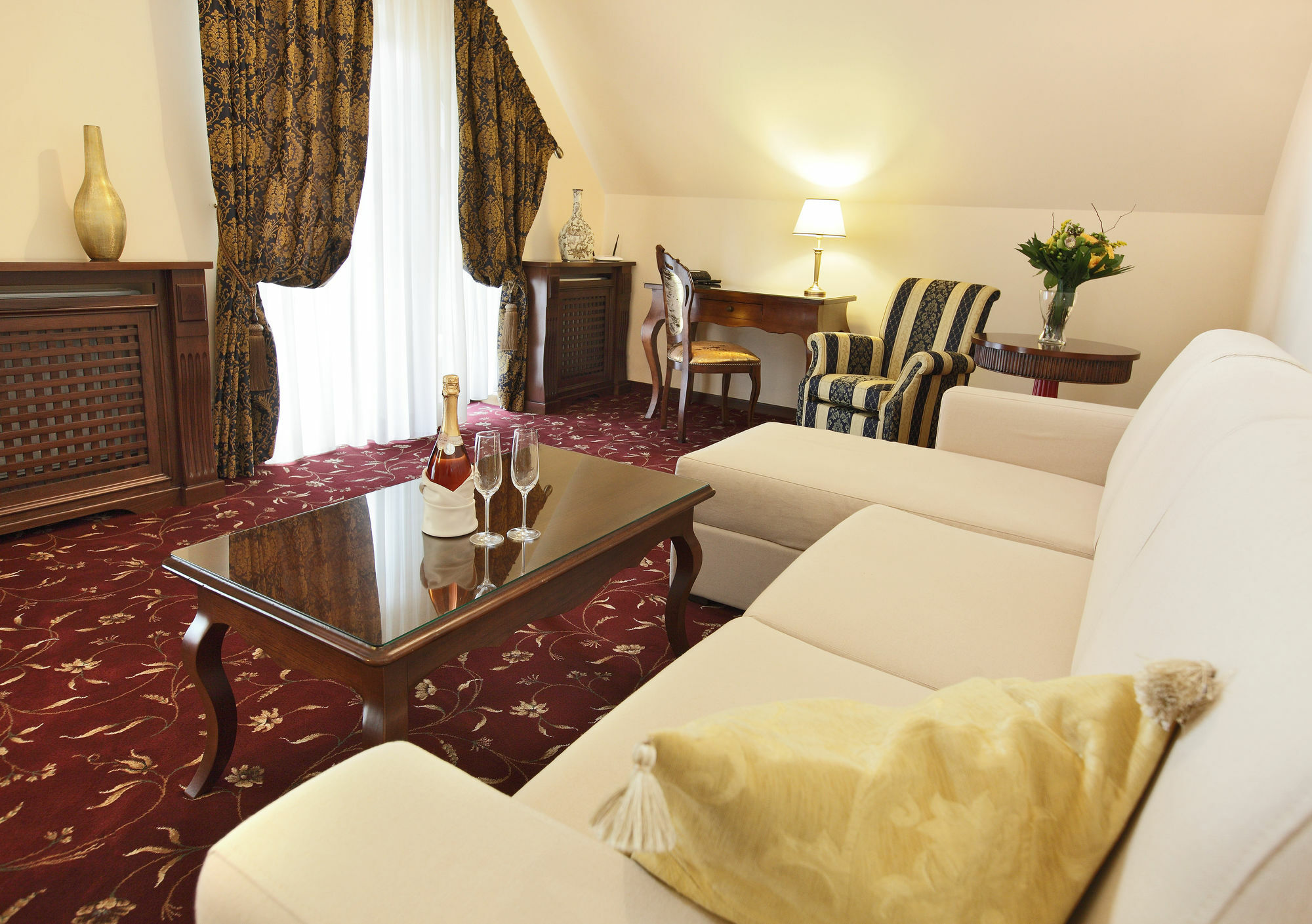 Hotel Boutique Belvedere Синая Экстерьер фото