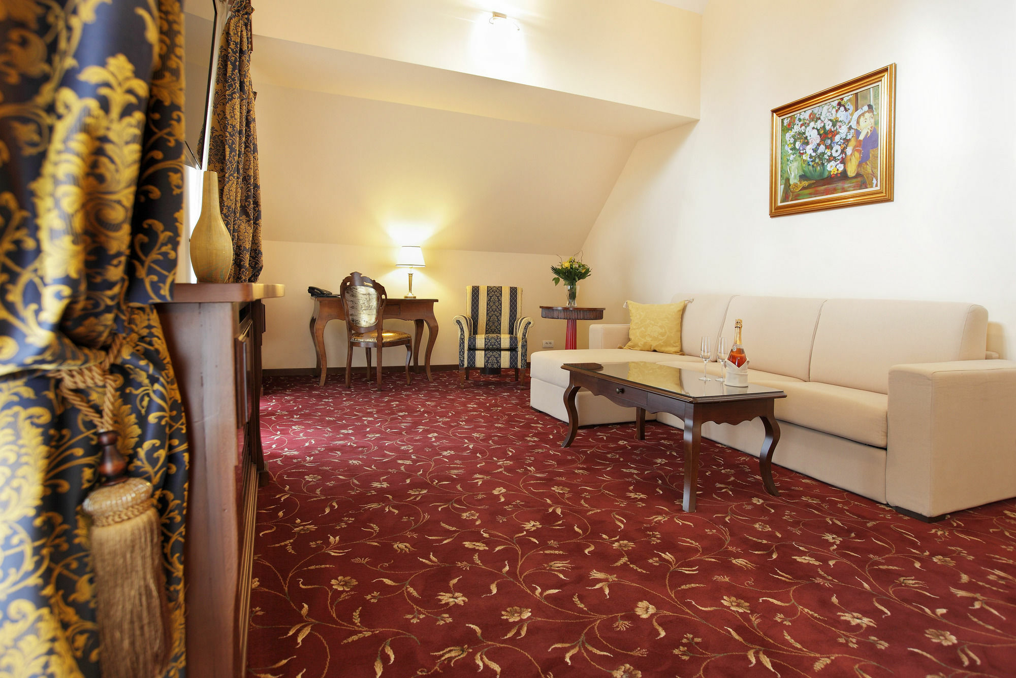 Hotel Boutique Belvedere Синая Экстерьер фото